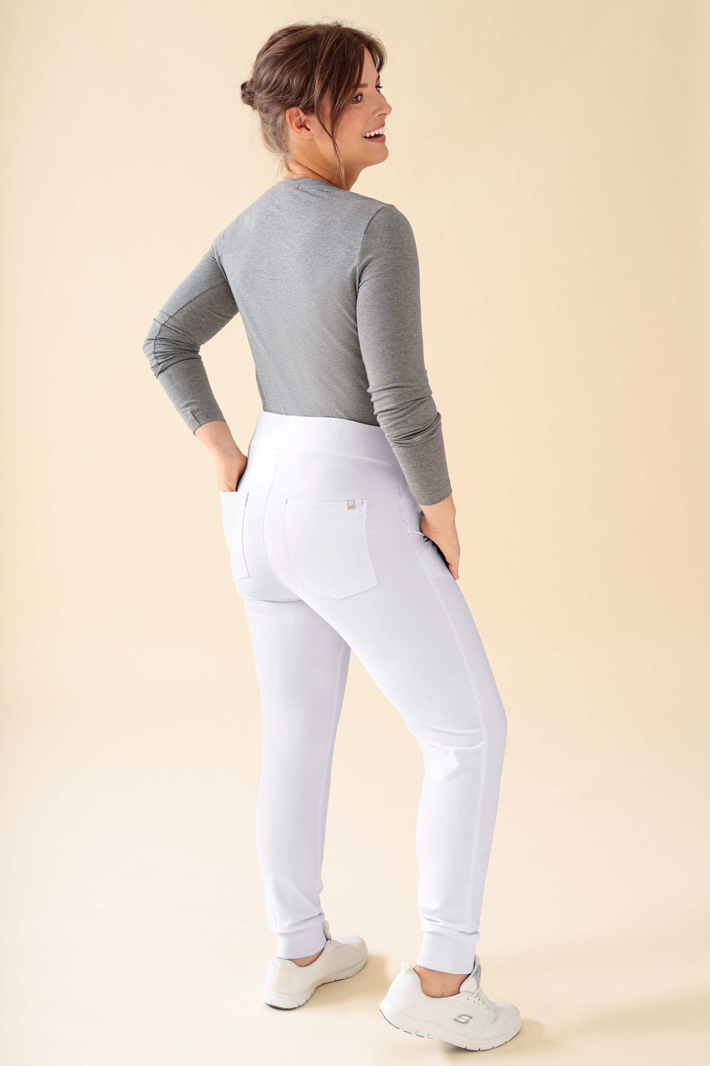 KAERE Hose Damen - Saumbündchen Kurzgr. ohne Beintaschen weiß