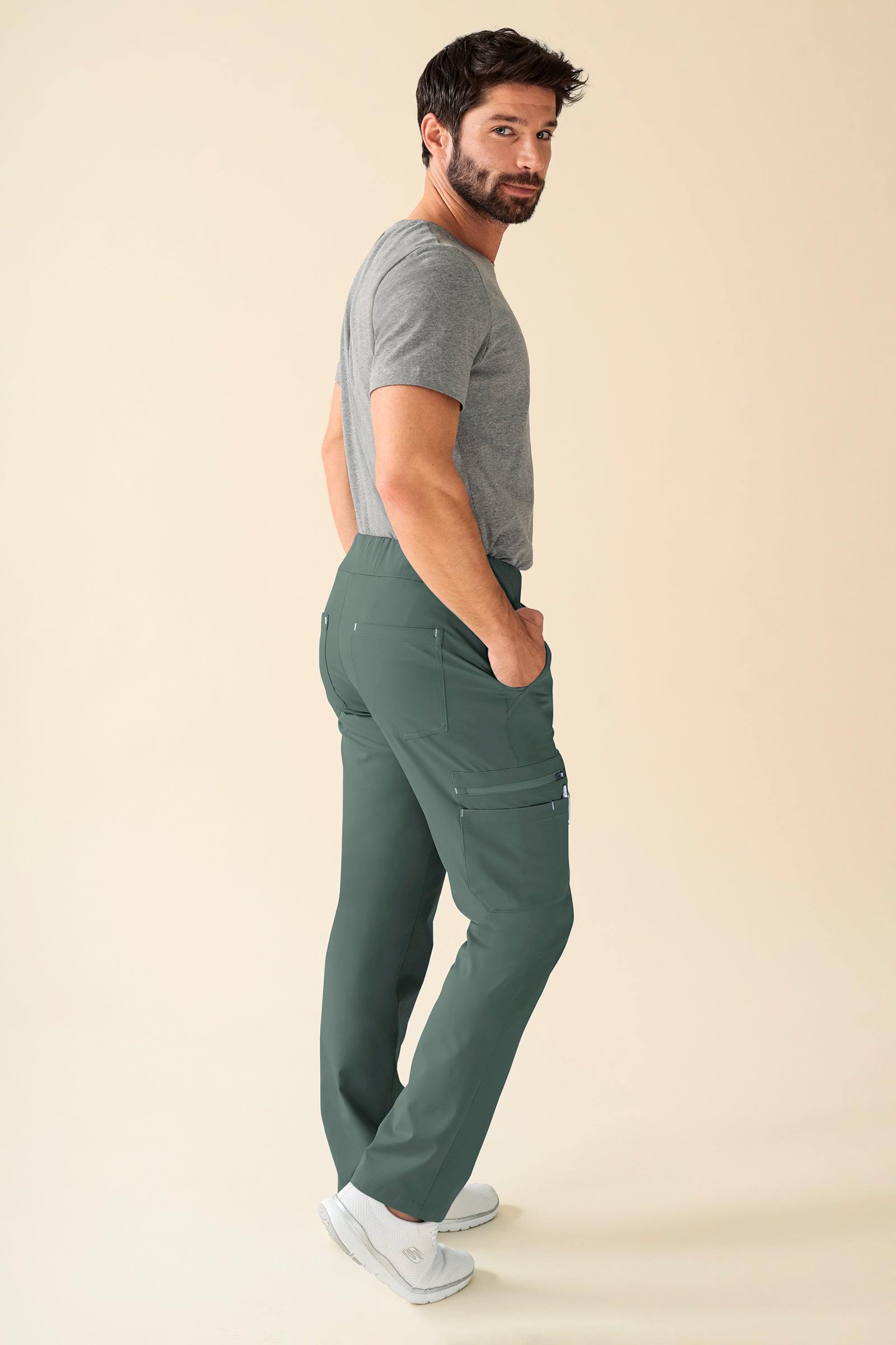 KAERE Hose Herren - gerader Saum Kurzgr. mit Beintaschen dunkelgrün