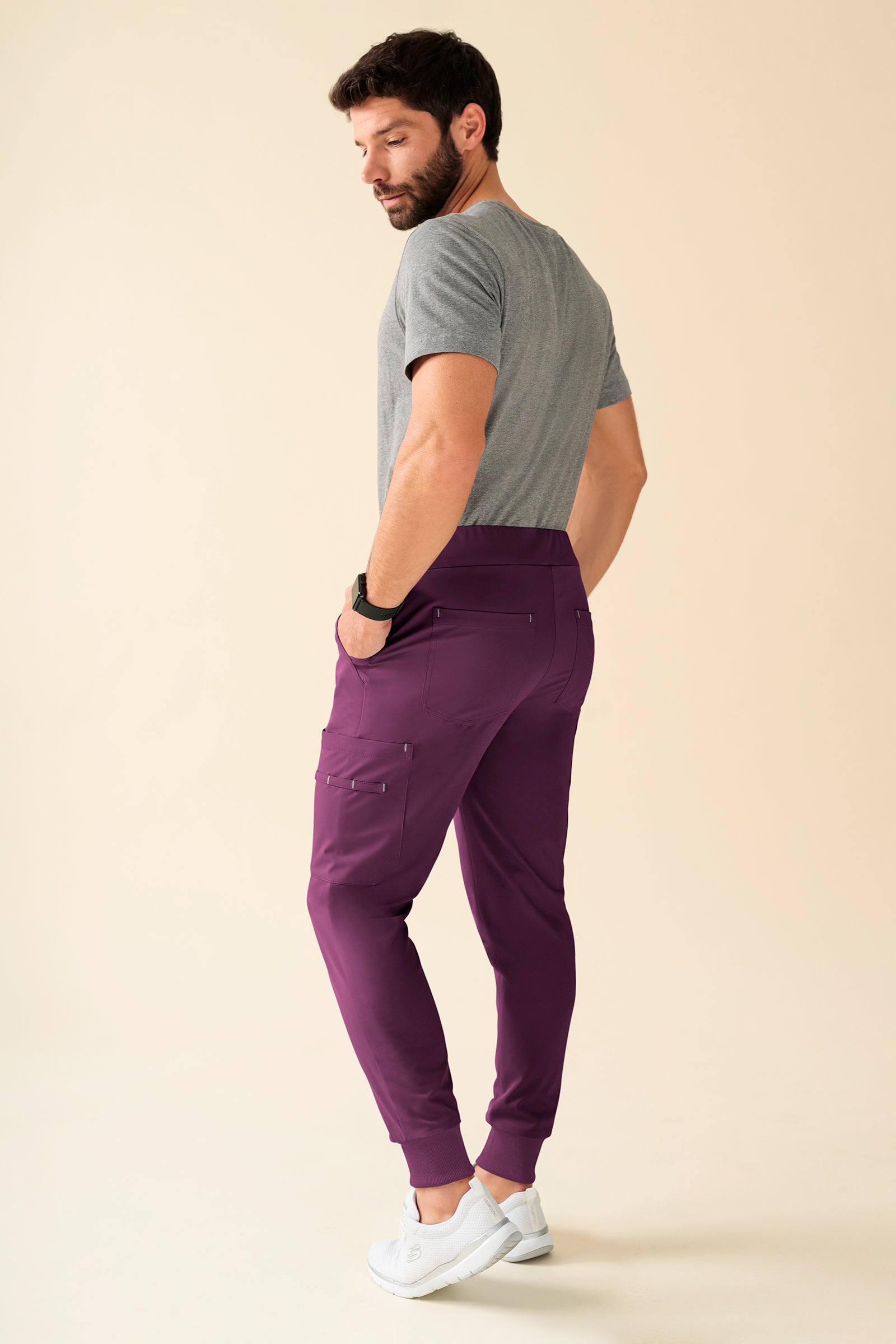 KAERE Hose Herren - Saumbündchen Kurzgr. mit Beintaschen pflaume