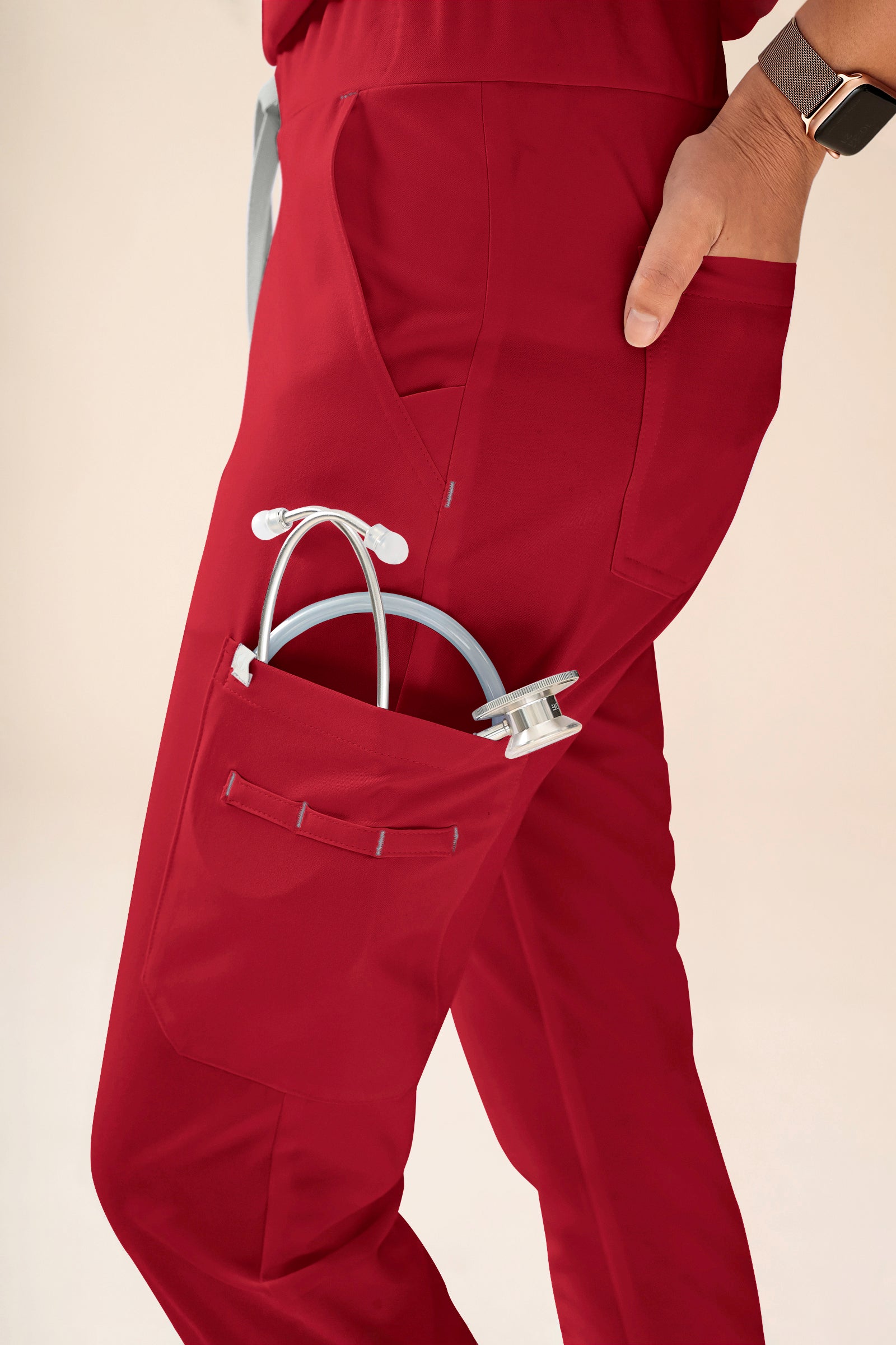 KAERE Hose Damen - Saumbündchen Kurzgr. mit Beintaschen rot