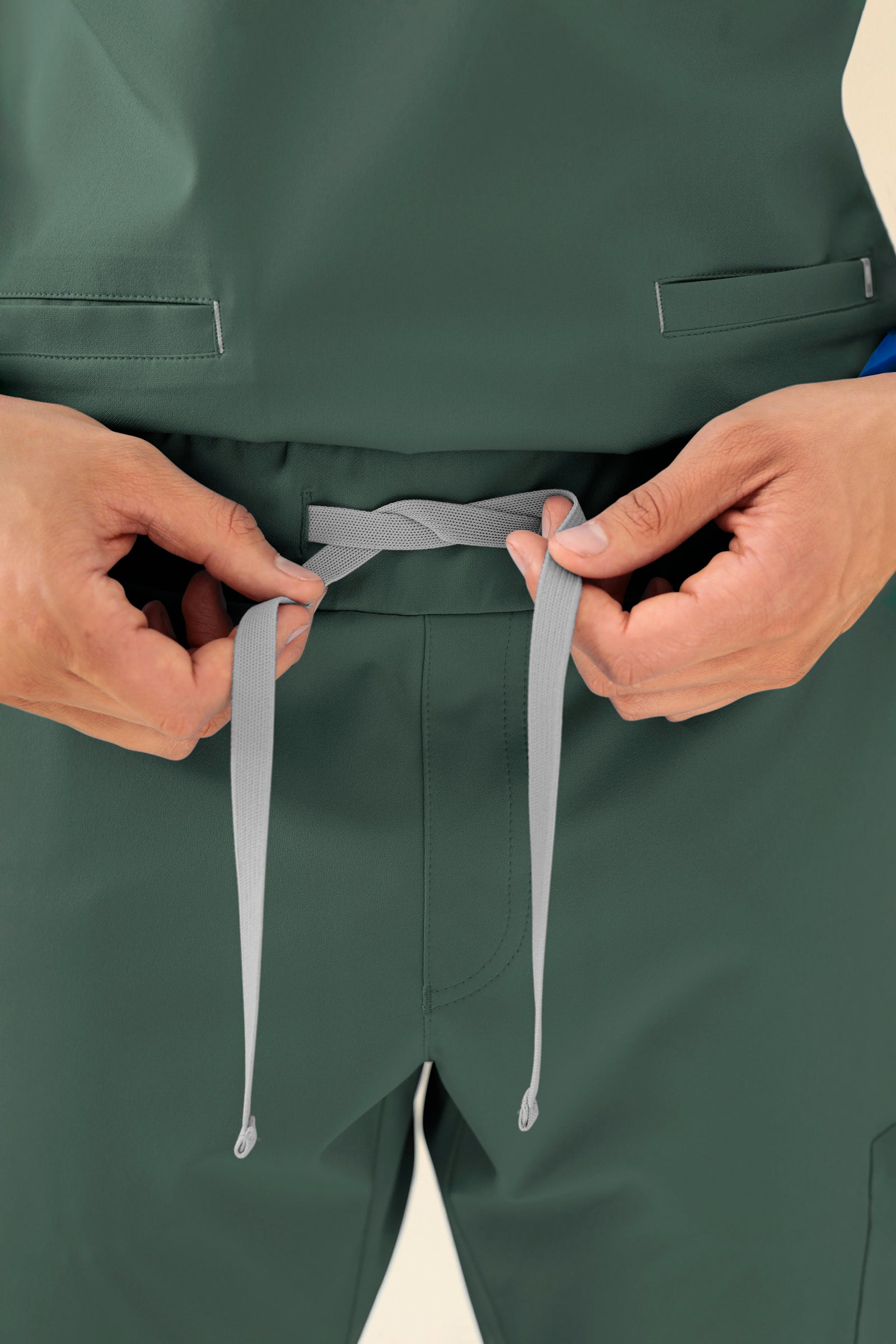 KAERE Hose Herren - Saumbündchen mit Beintaschen dunkelgrün