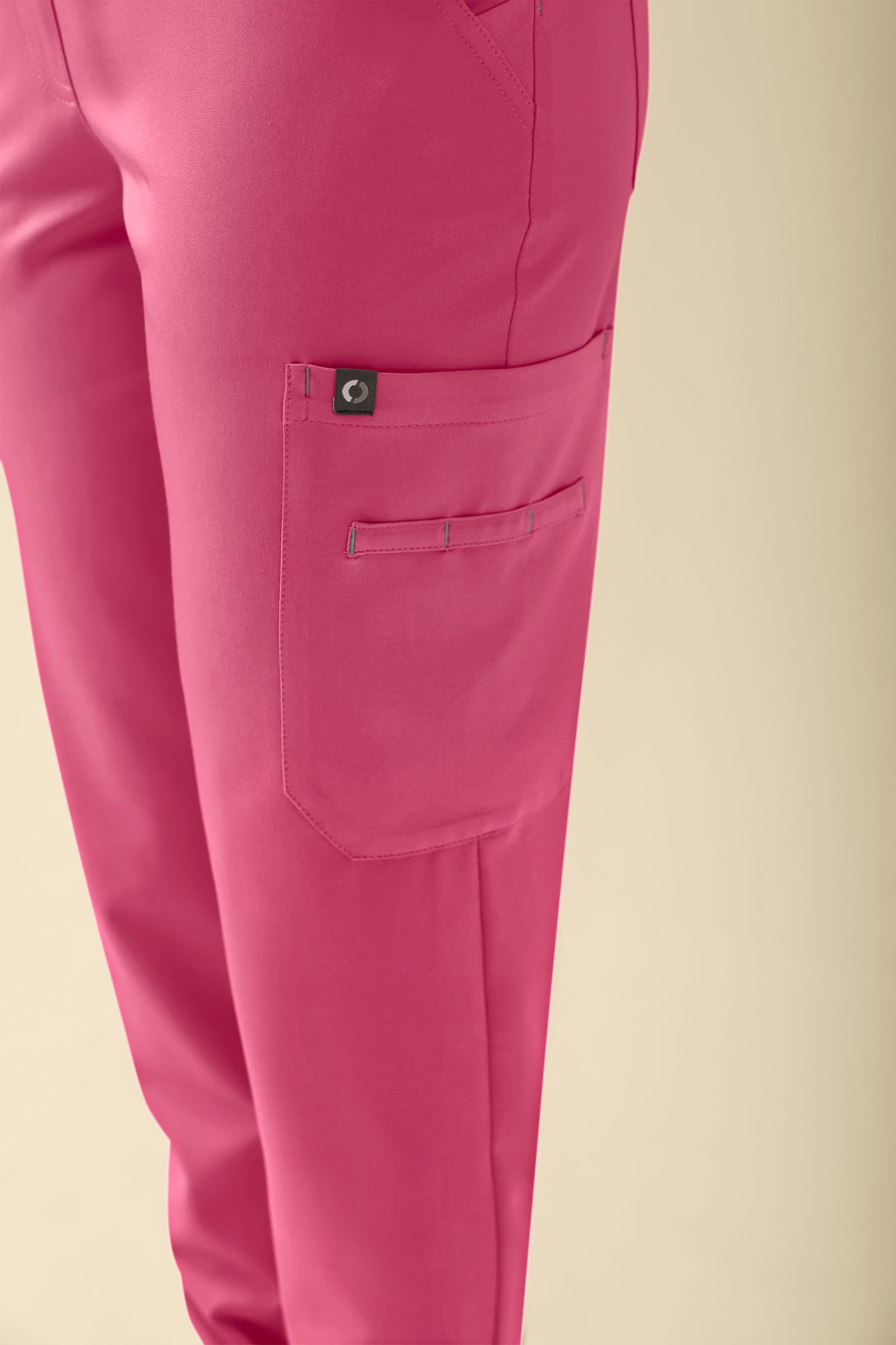 KAERE Hose Damen - gerader Saum mit Beintaschen rosenholz
