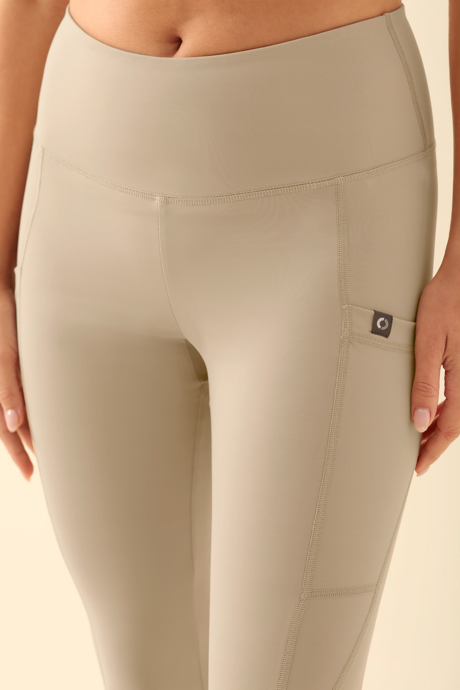 KAERE Leggings Damen - super elastisch sand