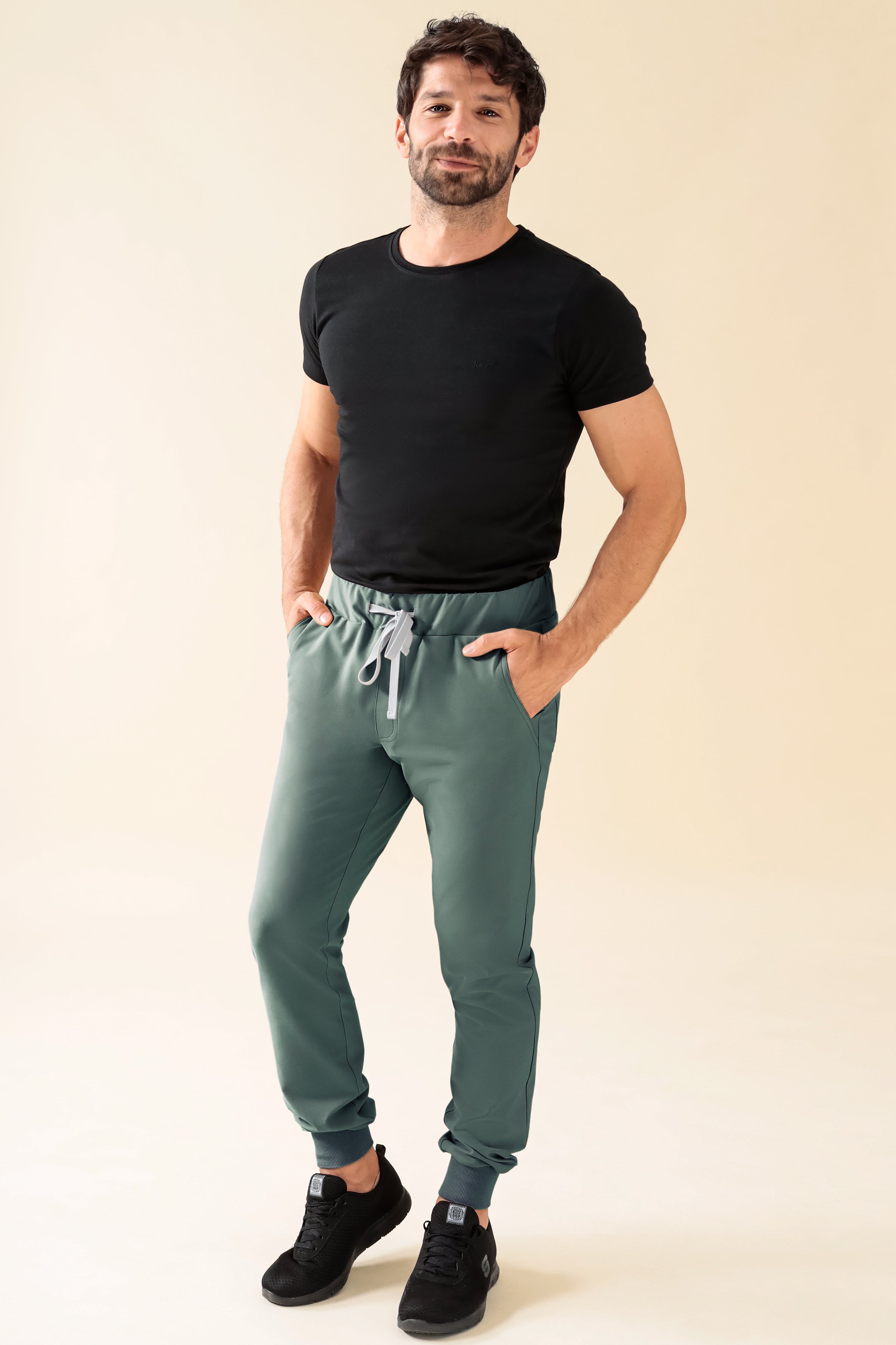 KAERE Hose Herren - Saumbündchen Kurzgr. ohne Beintaschen dunkelgrün