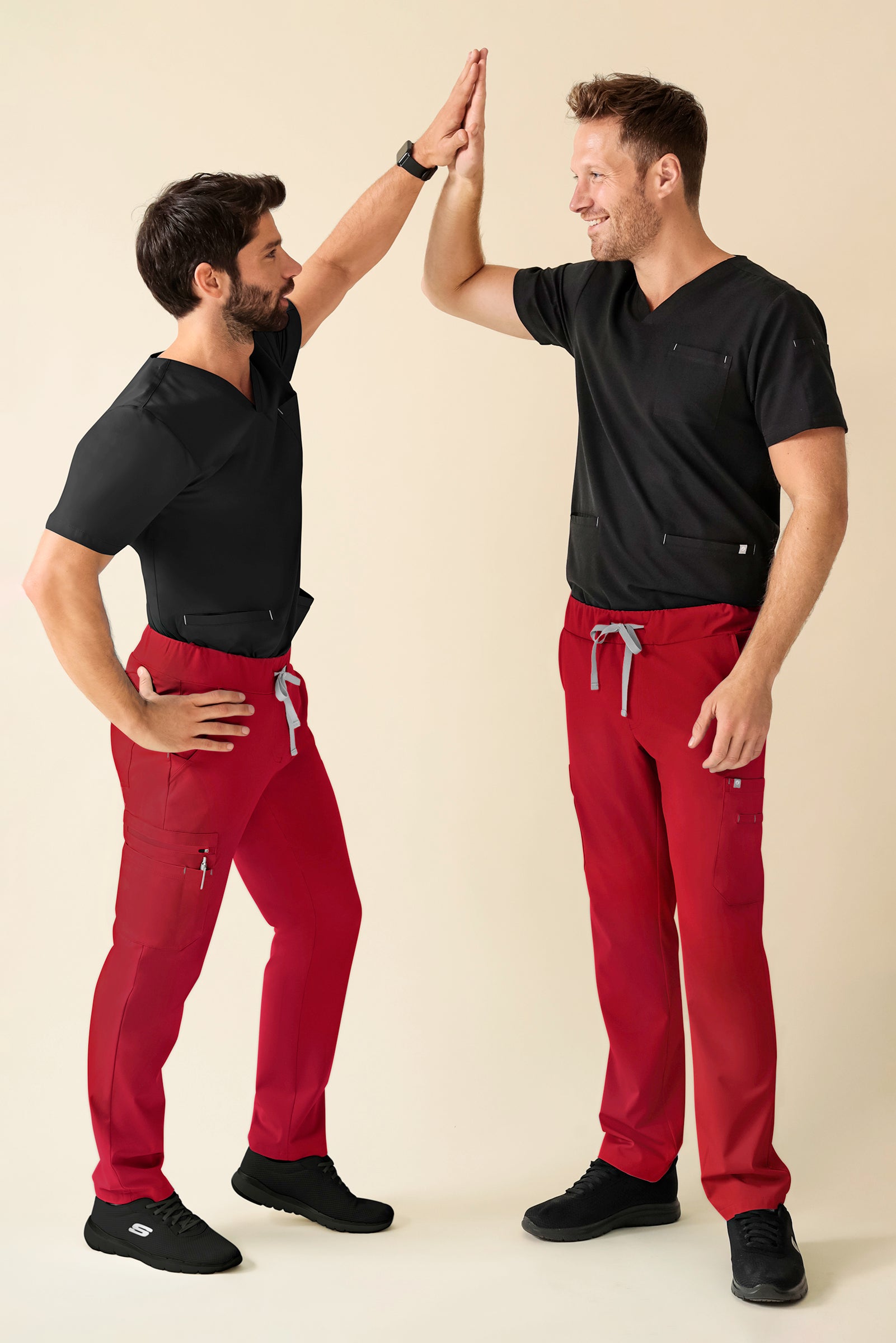 KAERE Hose Herren - gerader Saum Kurzgr. mit Beintaschen rot