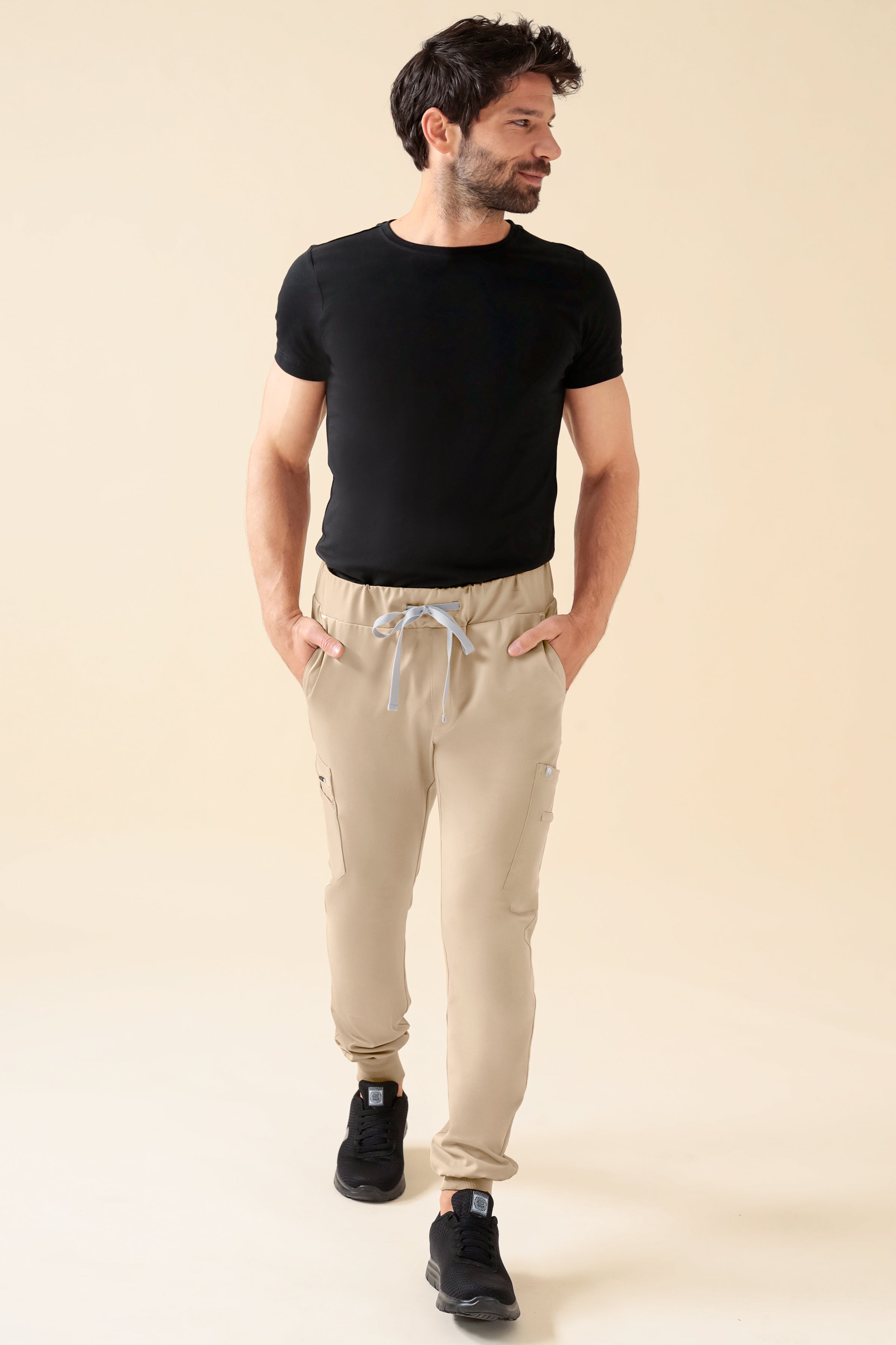 KAERE Hose Herren - Saumbündchen Kurzgr. mit Beintaschen sand