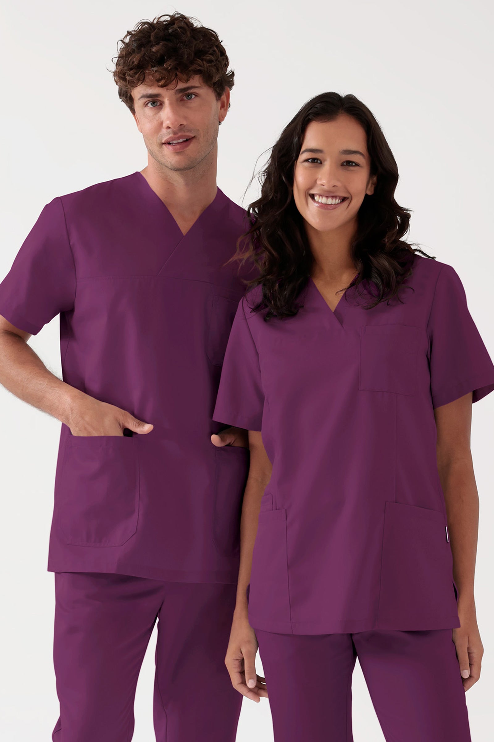 TENCEL™ Schlupfkasack Herren - V-Ausschnitt black berry, Vorderansicht