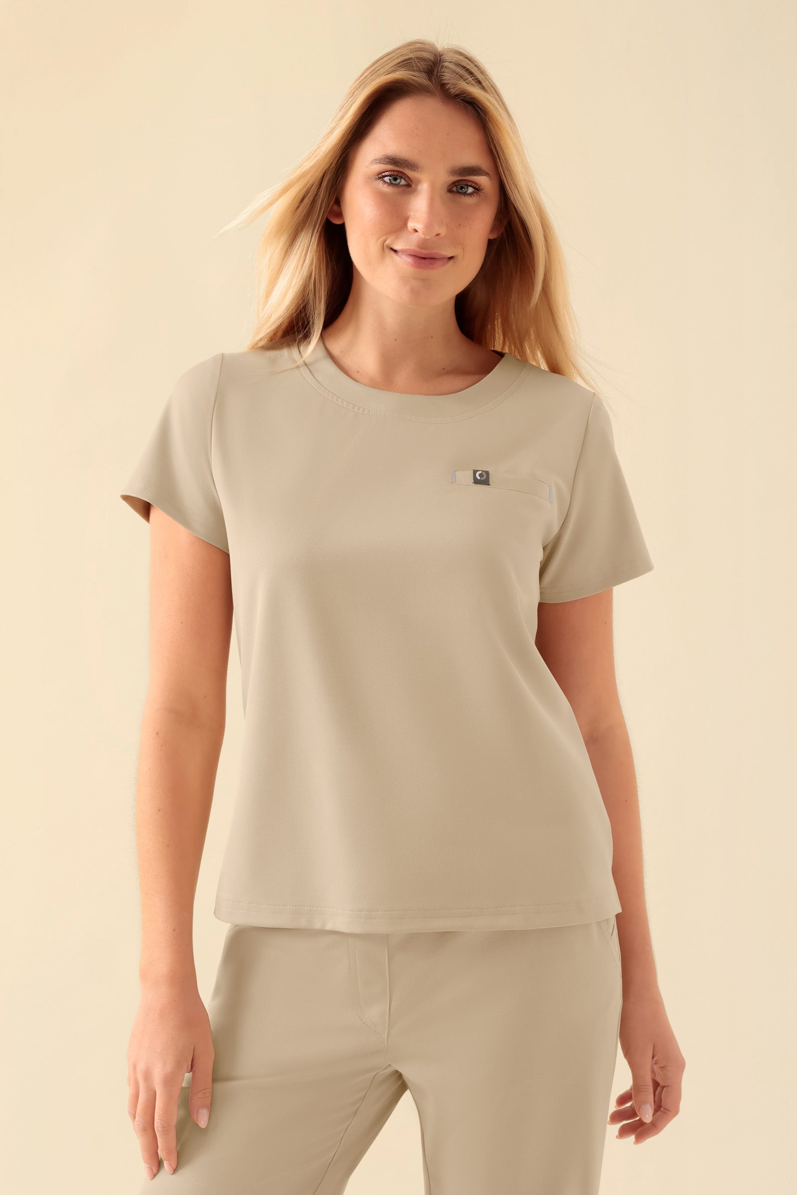 KAERE Shirt Damen - Rundhalsausschnitt sand