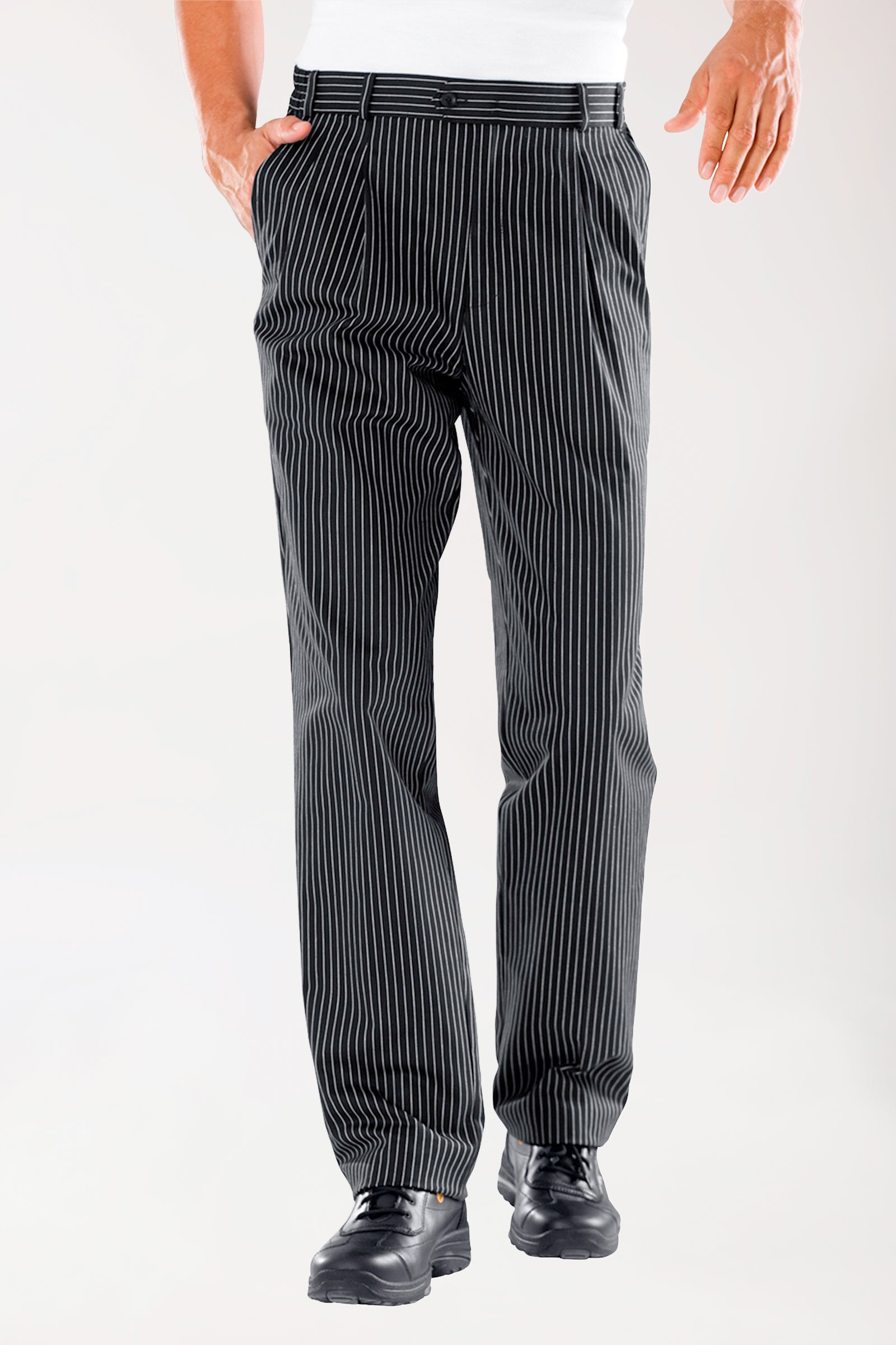 Gastro Hose Herren - Bundfalten - Nadelstreifen schwarz/weiß, Vorderansicht