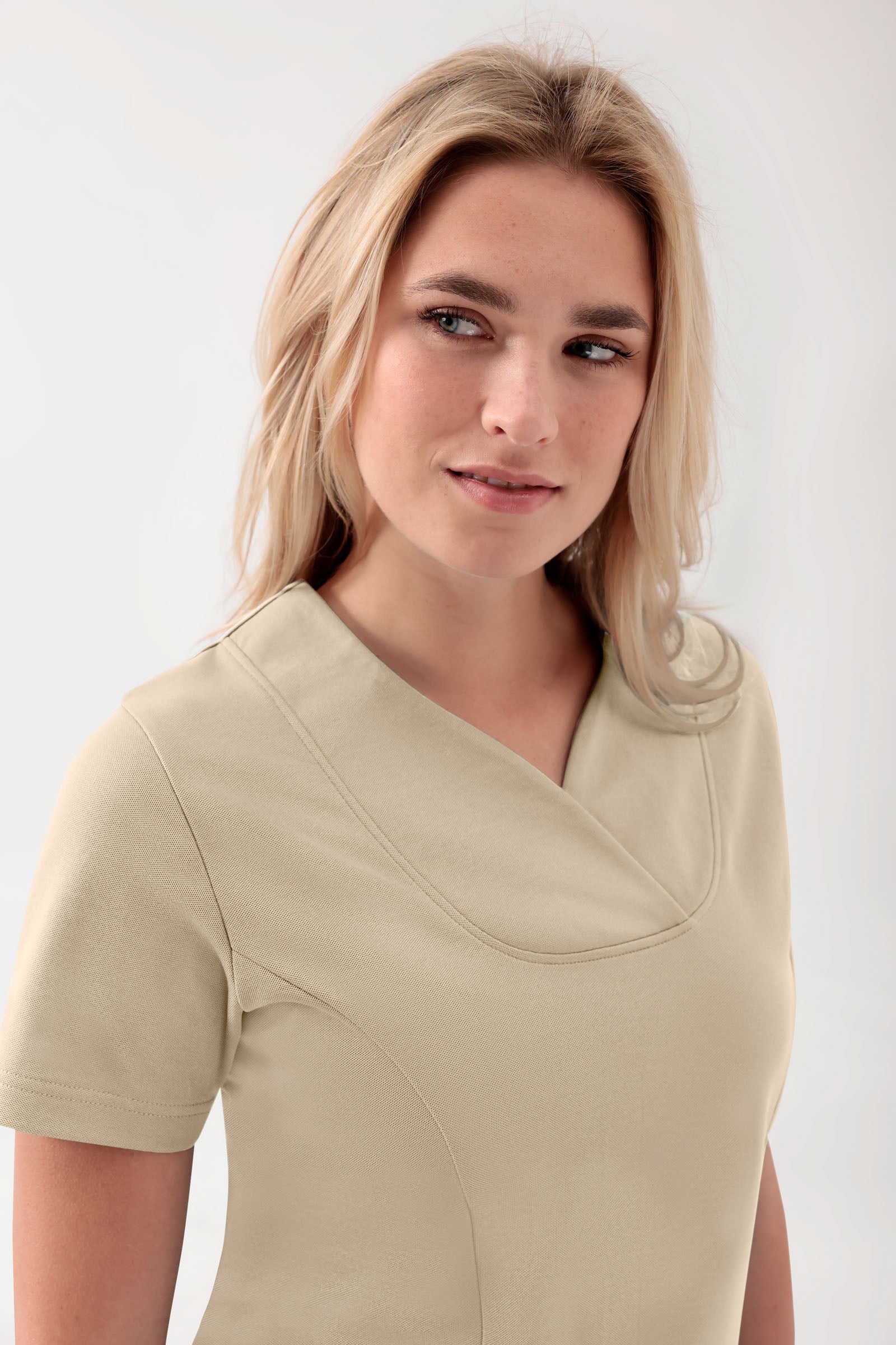 COMFY FLEX Stretch Schlupfkasack Damen - Herzausschnitt sand