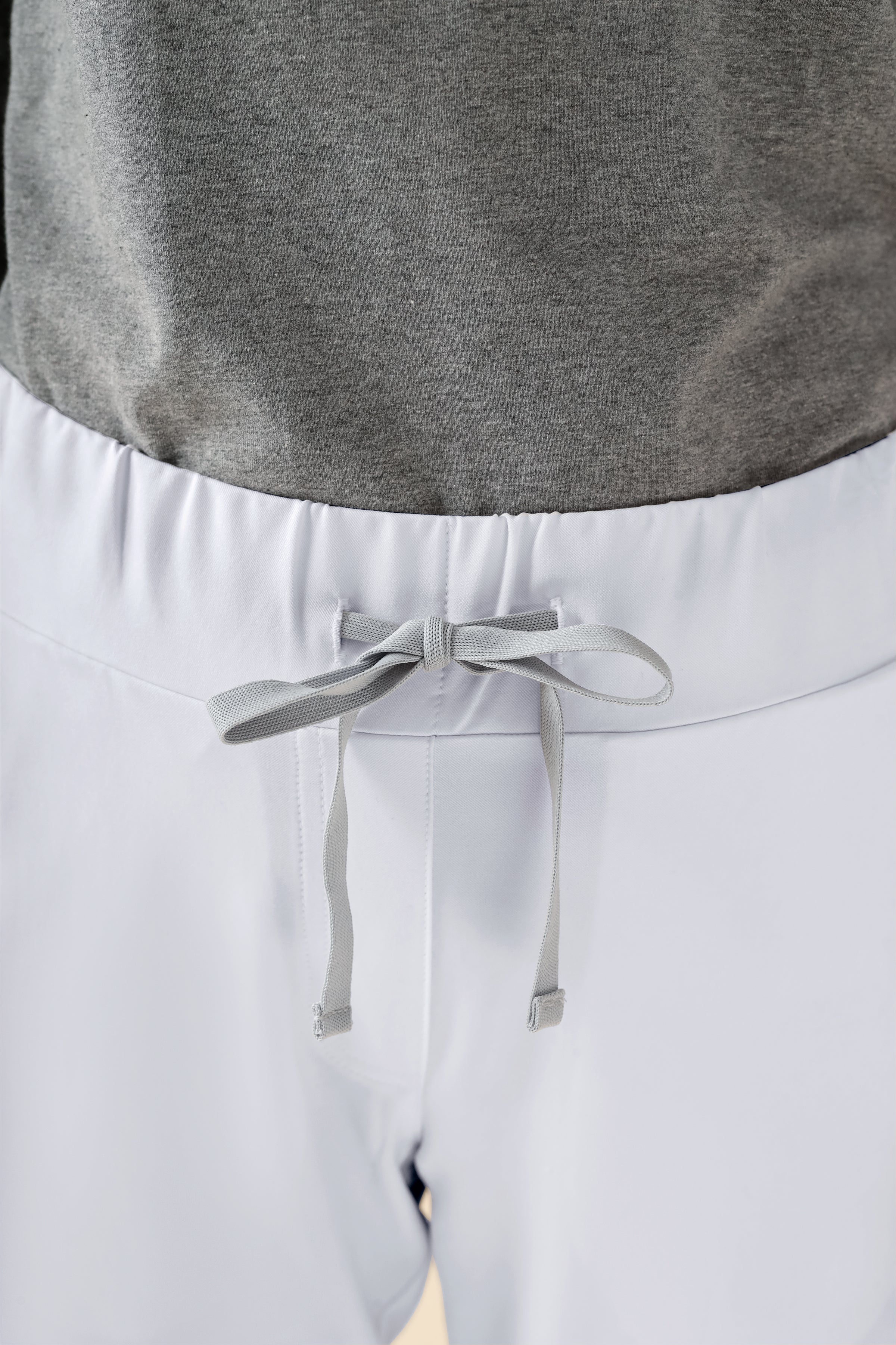 KAERE Hose Damen - gerader Saum Kurzgr. ohne Beintaschen weiß