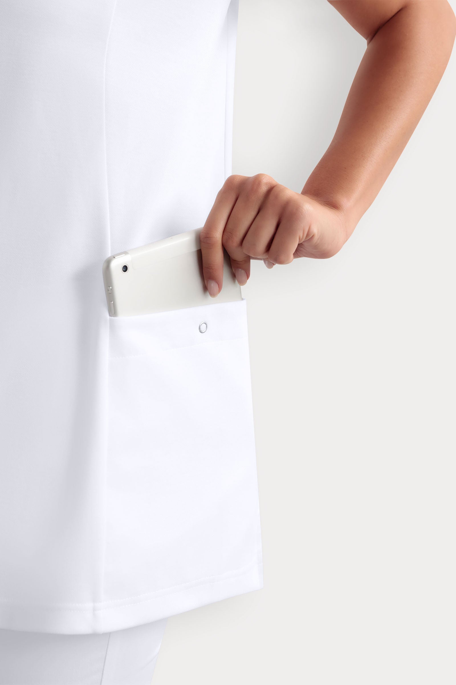 COMFY FLEX Stretch Schlupfkasack Damen - mit Druckknöpfen weiß