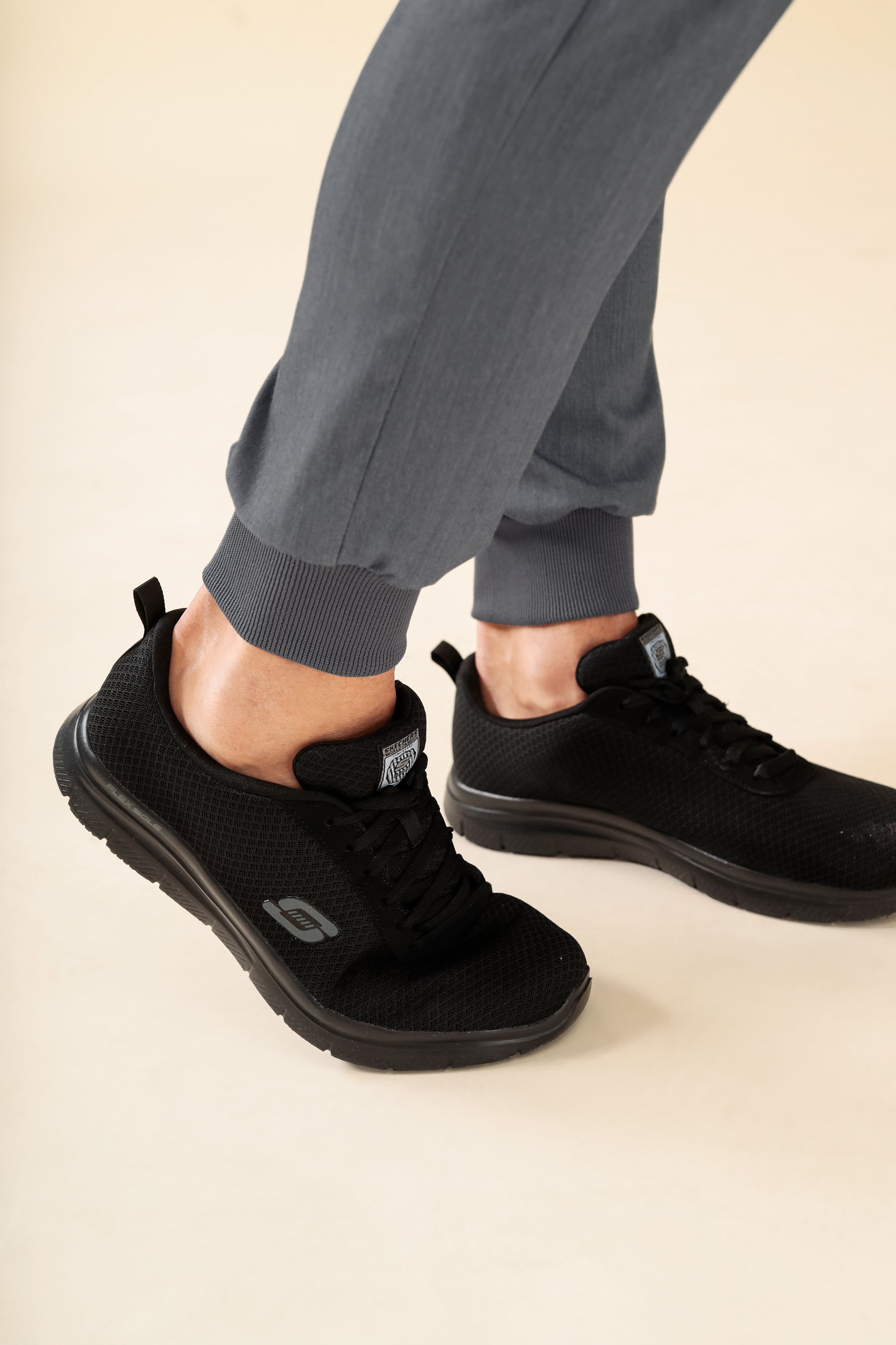 KAERE Hose Herren - Saumbündchen ohne Beintaschen grau melange