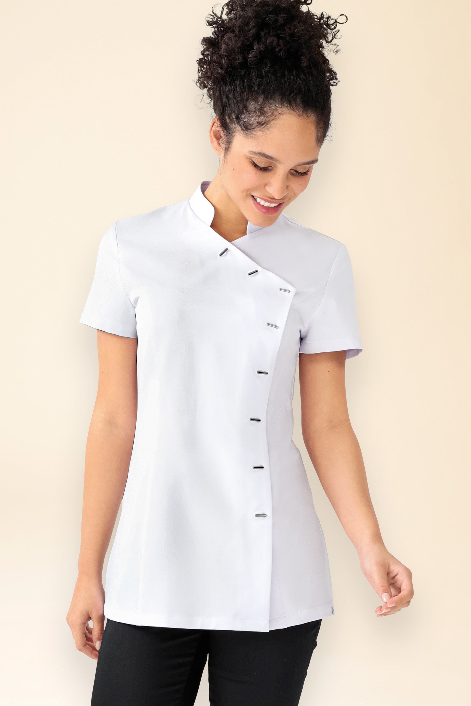 KAERE Kasack Damen - asymmetrische Knopfleiste weiß