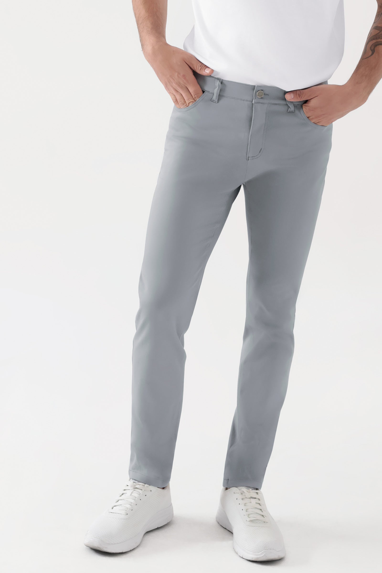 COMFY FLEX 5-Pocket Hose Herren - schlankes Bein grau, Vorderansicht Das Model ist 188 cm groß und trägt Größe 48
