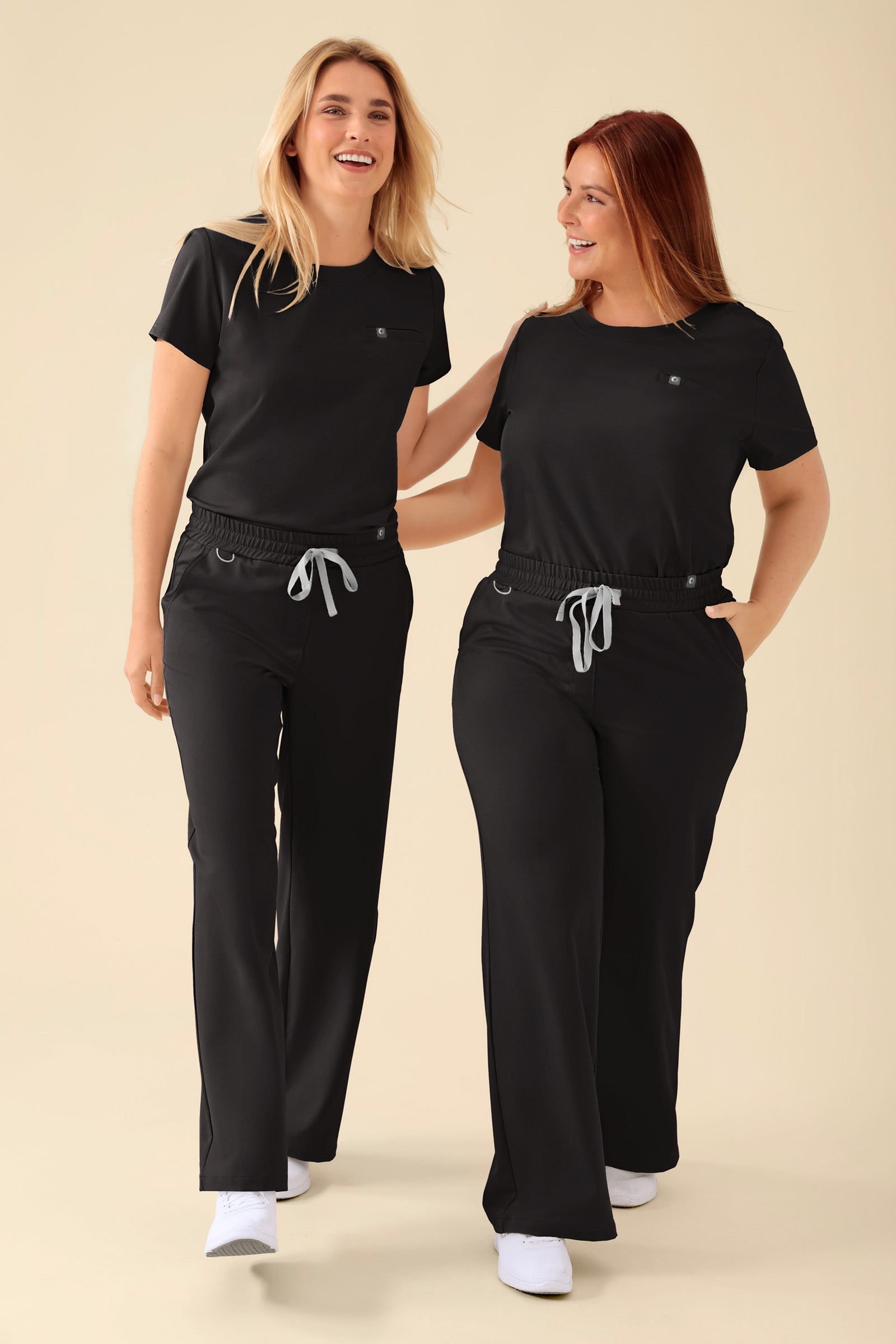 KAERE Shirt Damen - Rundhalsausschnitt schwarz, Vorderansicht 